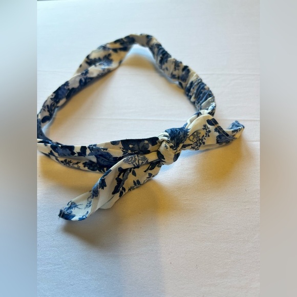 Accessories - Floral Blue and White Headband